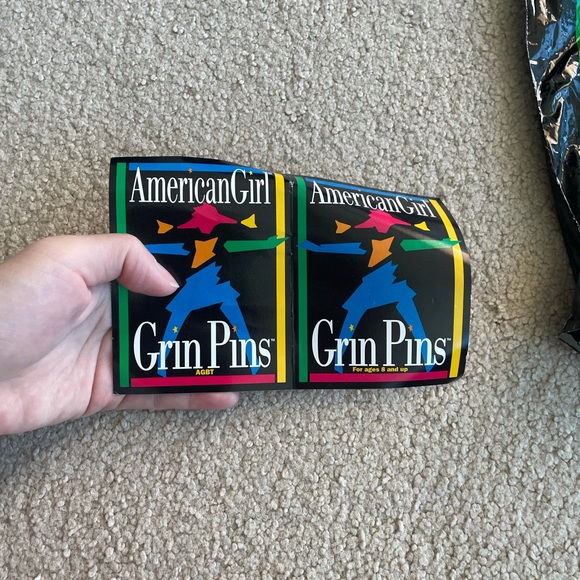 ๐ 5 for $25 American Girl pin set bundle - Picture 2 of 5